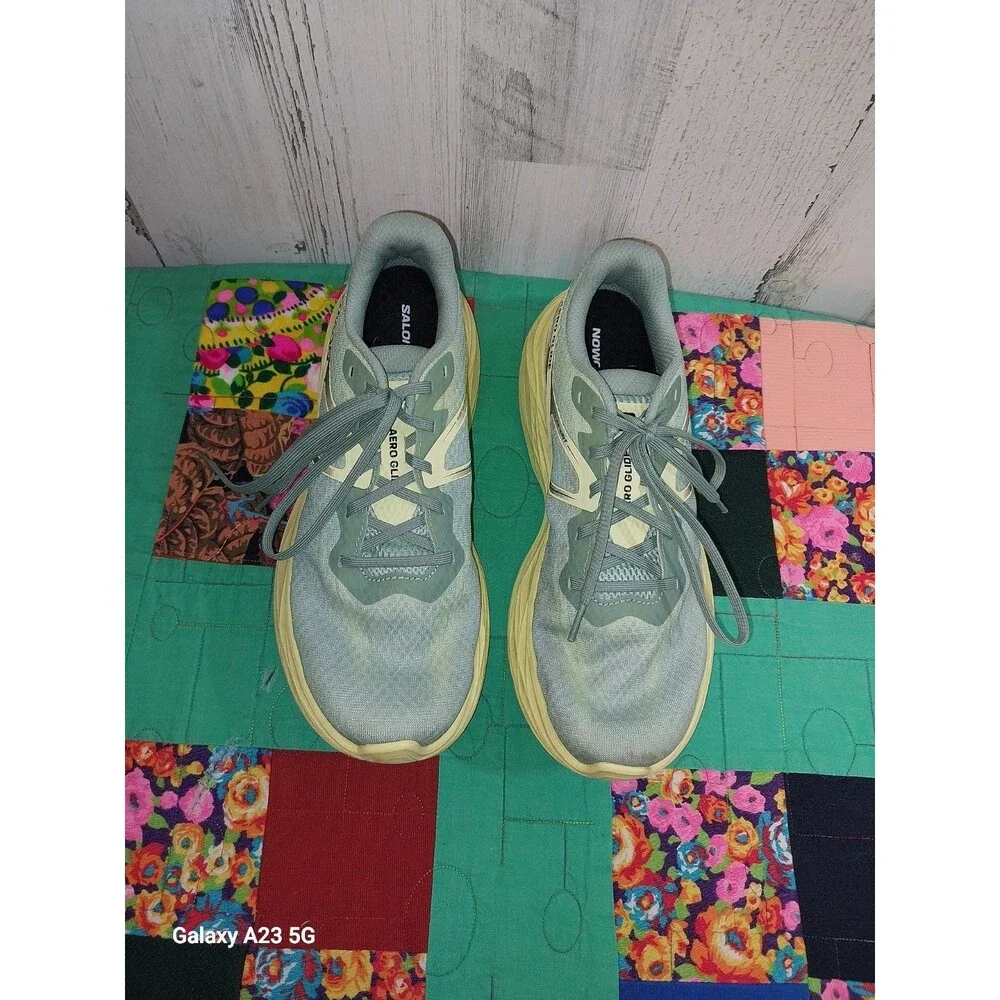 Salomon gently used